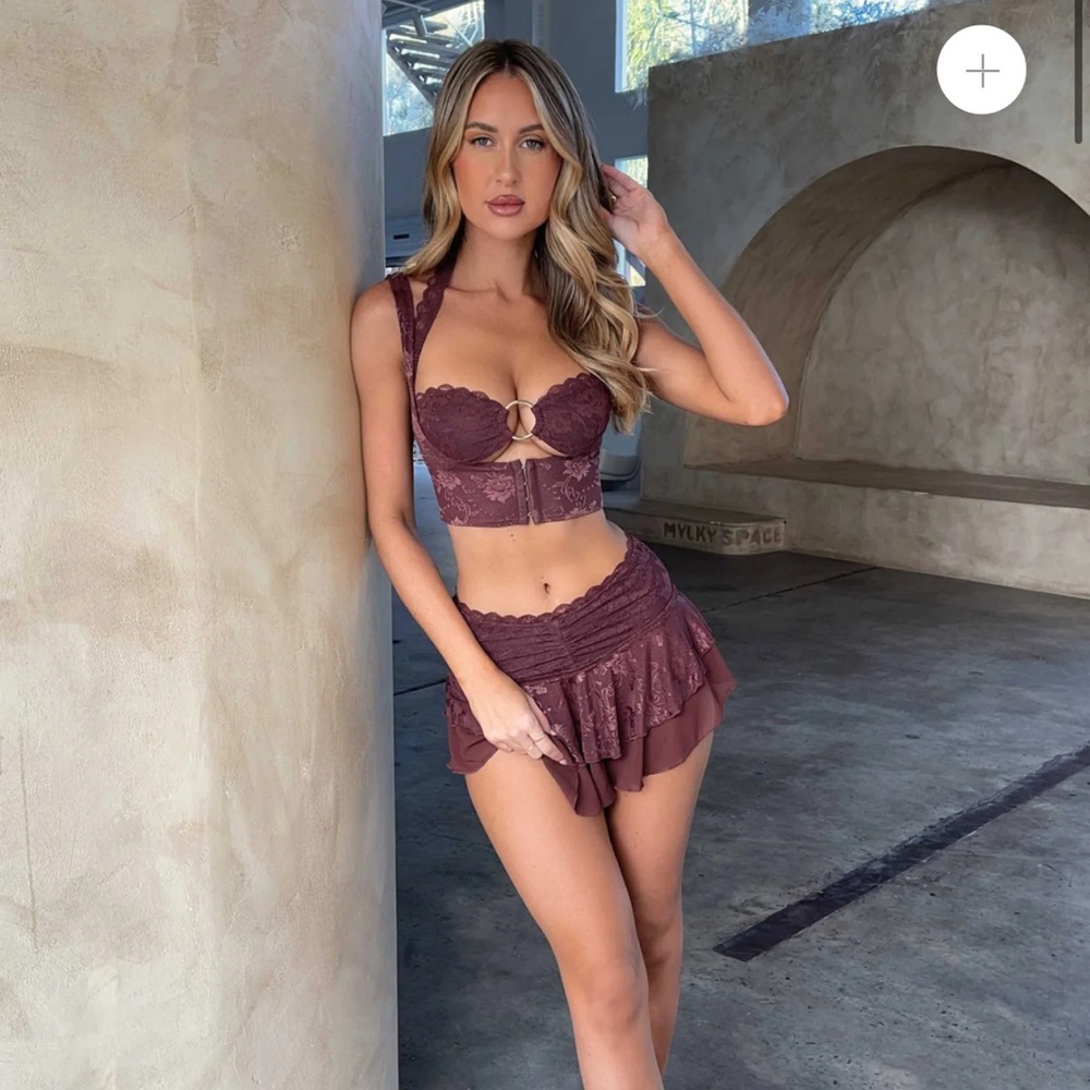 OUTCAST CLOTHING SET XENIA TOP AND BOTTOM NEVER WORN TAGS STILL ON